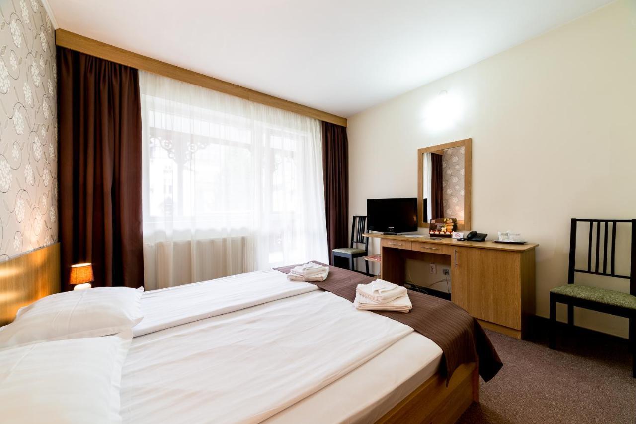 Hotel Muresul Health Spa ソバタ エクステリア 写真