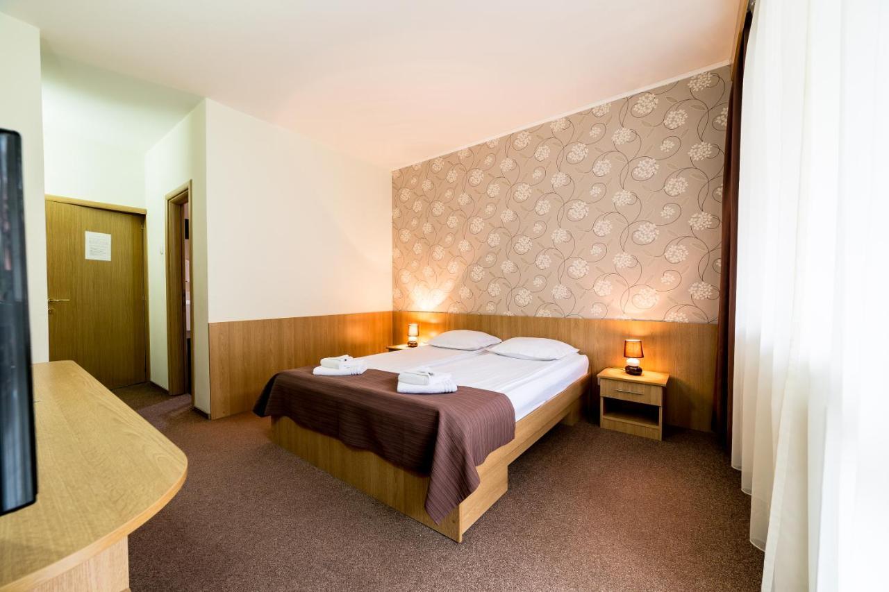 Hotel Muresul Health Spa ソバタ エクステリア 写真
