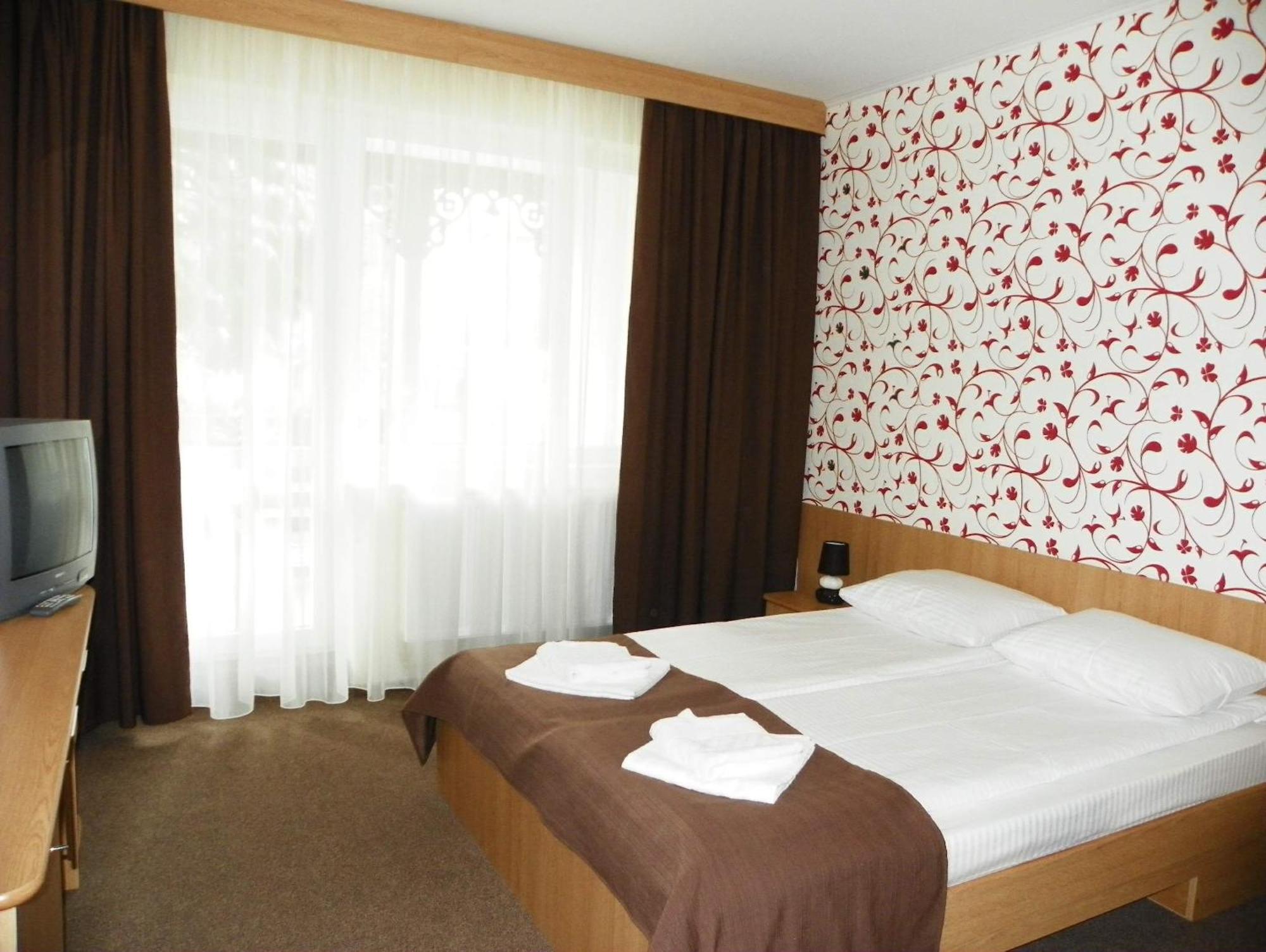 Hotel Muresul Health Spa ソバタ エクステリア 写真