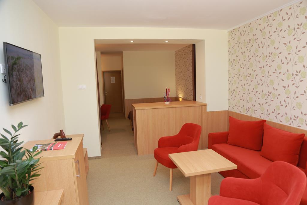 Hotel Muresul Health Spa ソバタ エクステリア 写真
