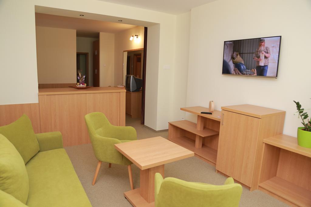 Hotel Muresul Health Spa ソバタ エクステリア 写真