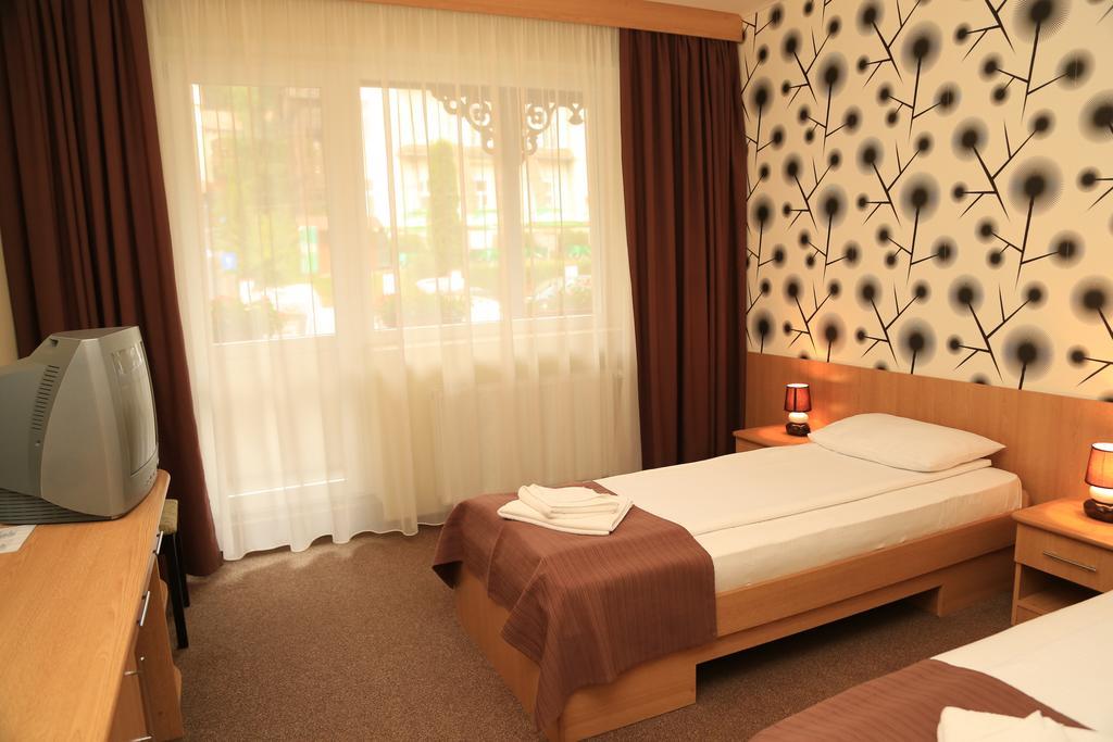 Hotel Muresul Health Spa ソバタ エクステリア 写真