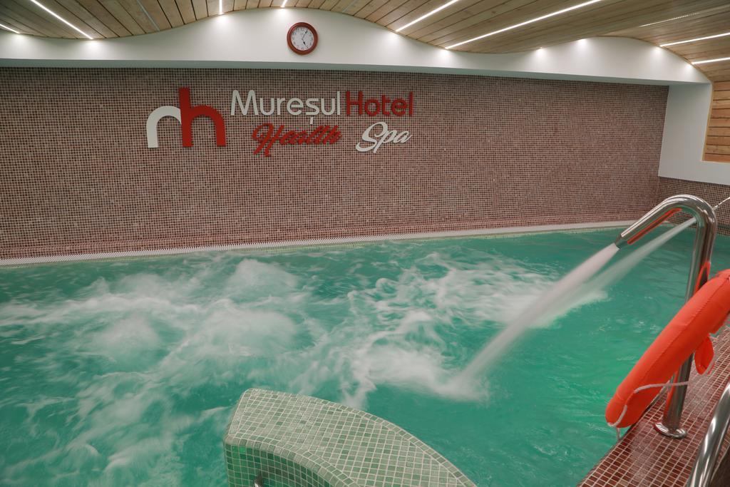 Hotel Muresul Health Spa ソバタ エクステリア 写真
