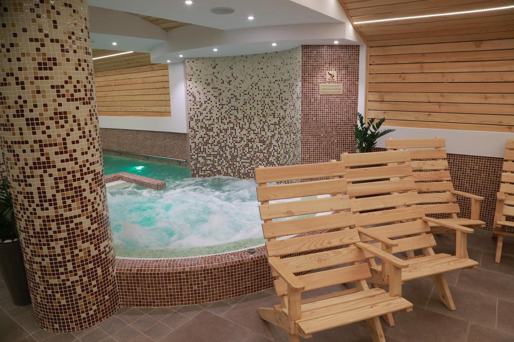 Hotel Muresul Health Spa ソバタ エクステリア 写真