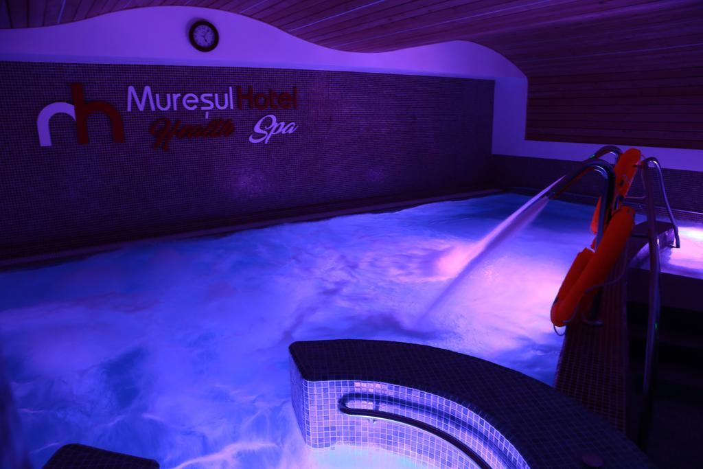 Hotel Muresul Health Spa ソバタ エクステリア 写真