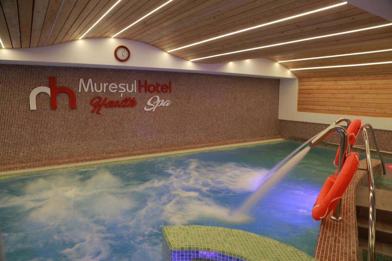 Hotel Muresul Health Spa ソバタ エクステリア 写真