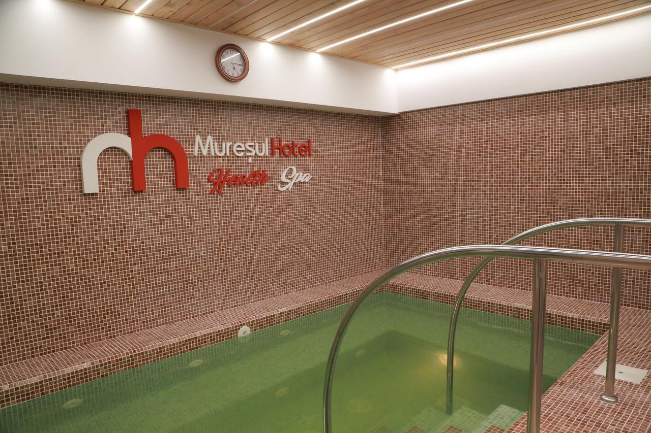 Hotel Muresul Health Spa ソバタ エクステリア 写真